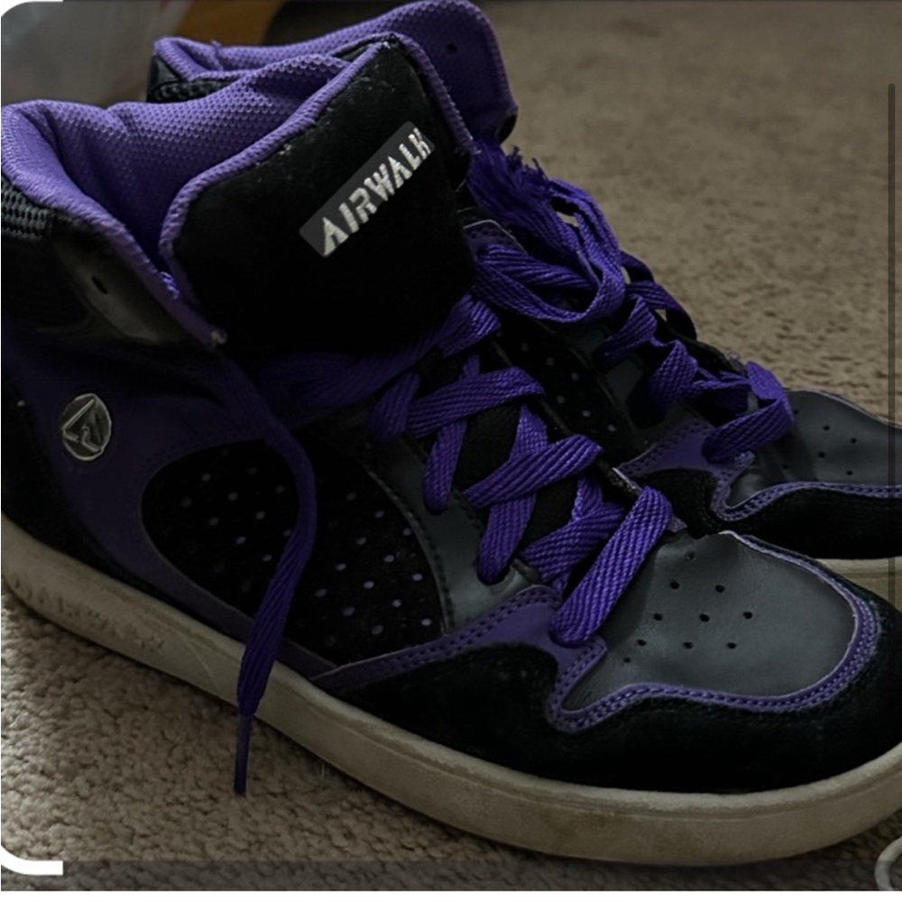 Aesthetic early 2000's airwalks
